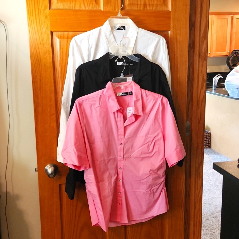NWT 3 shirts New york and Company Madison lot of 3 shirts XL